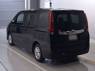 2014 Toyota Noah
